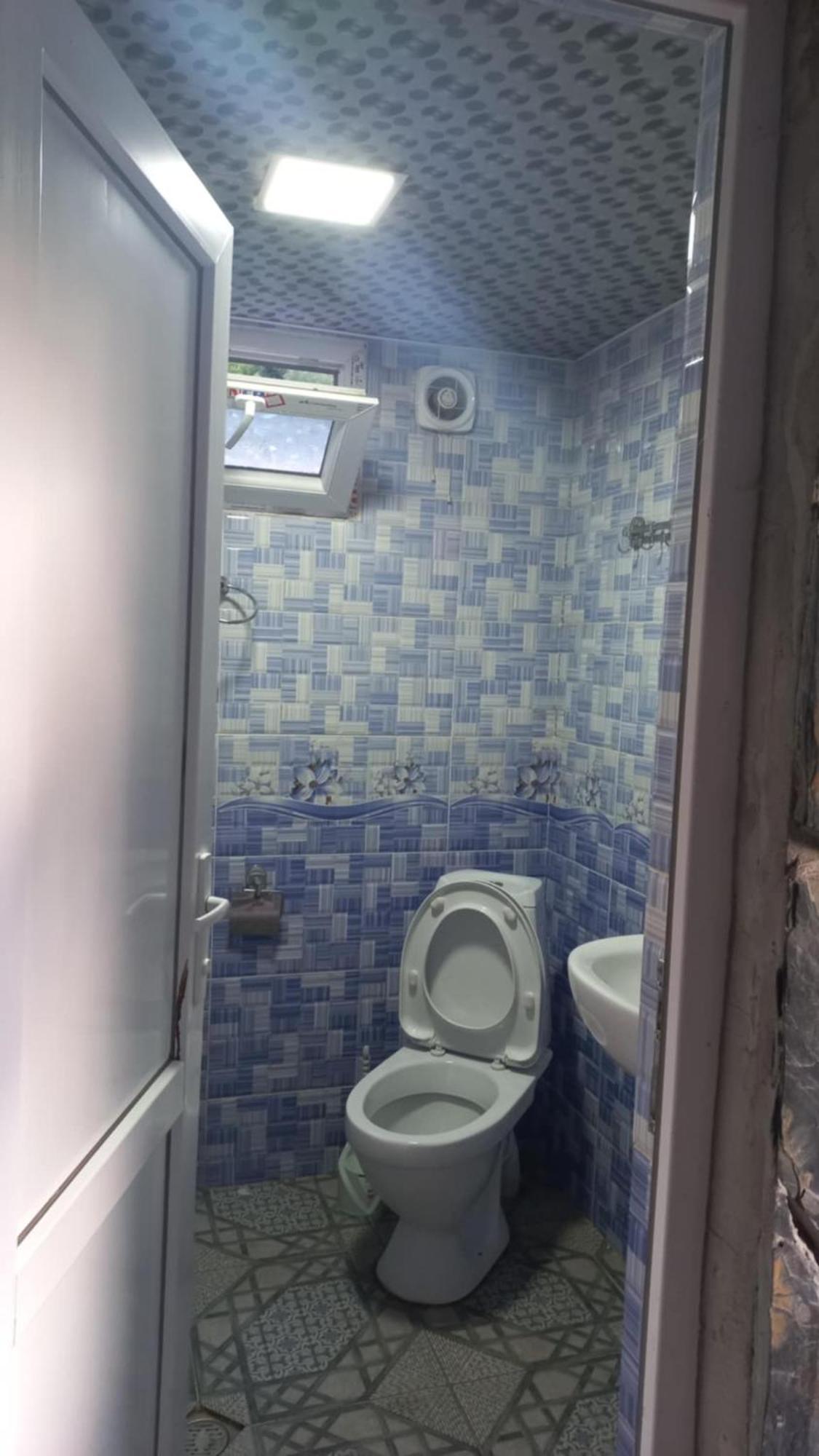 Bezengi Guest House Lalkhori Luaran gambar
