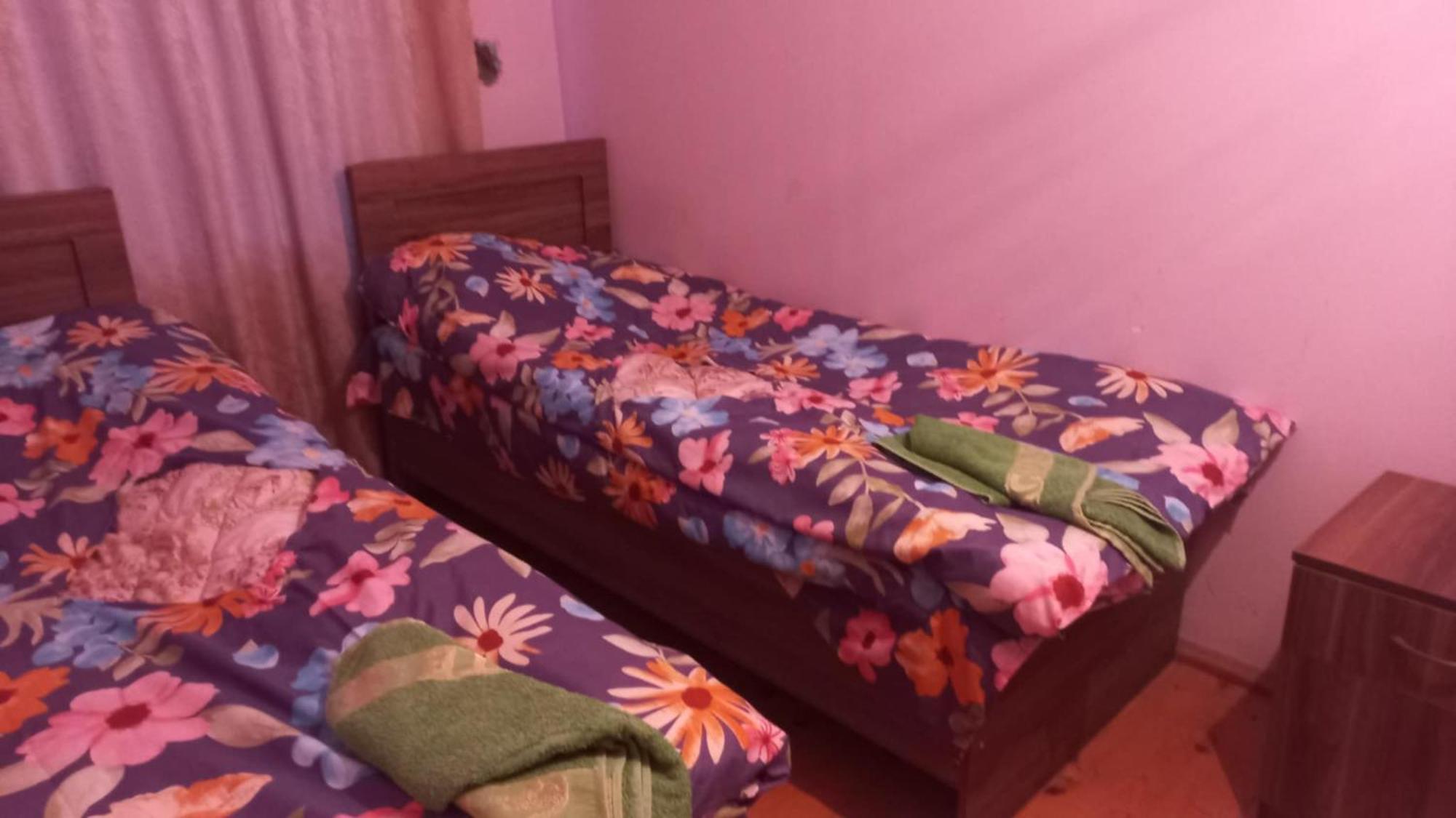Bezengi Guest House Lalkhori Luaran gambar